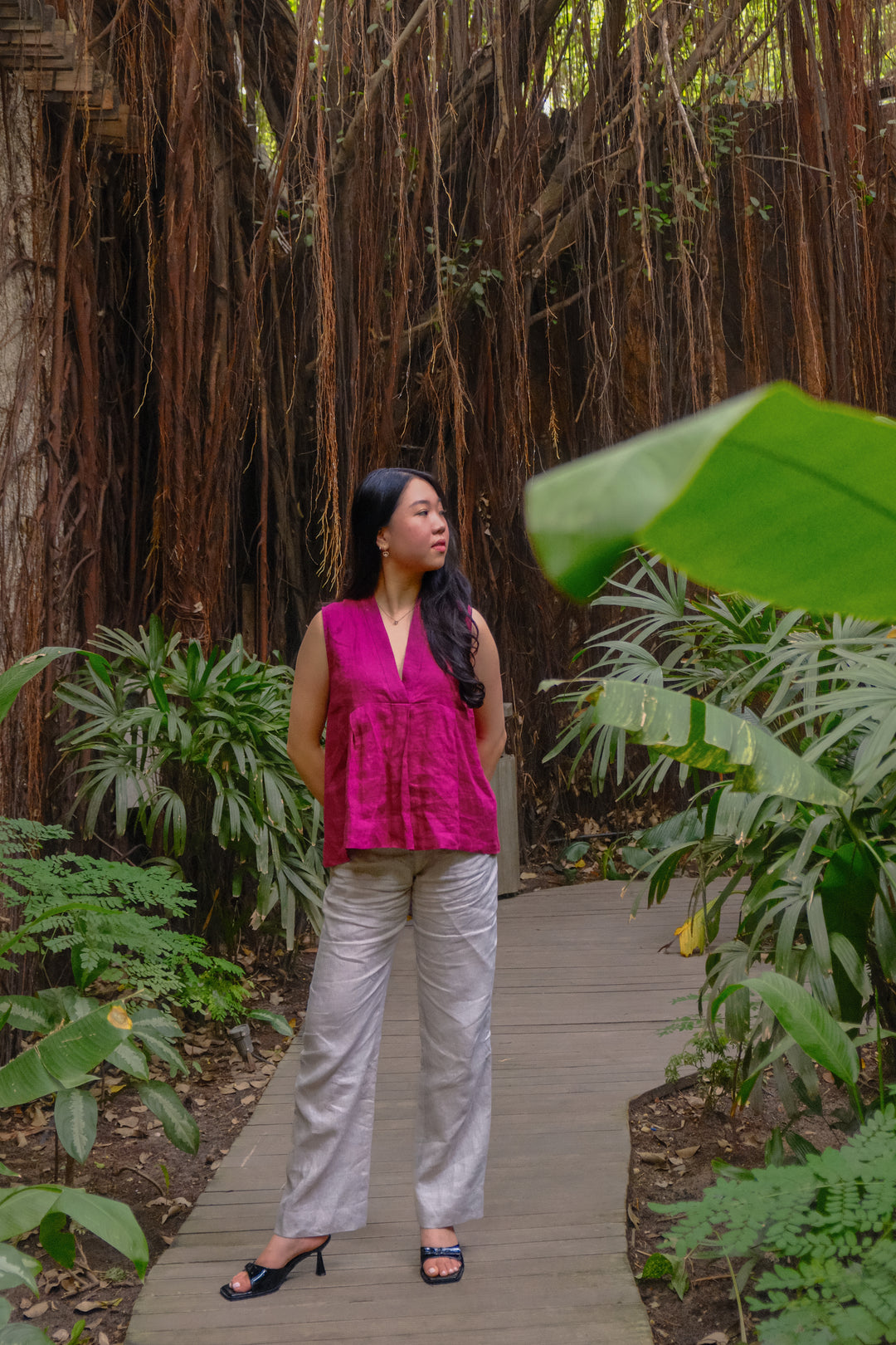 Demi 100% Linen Sleeveless Top